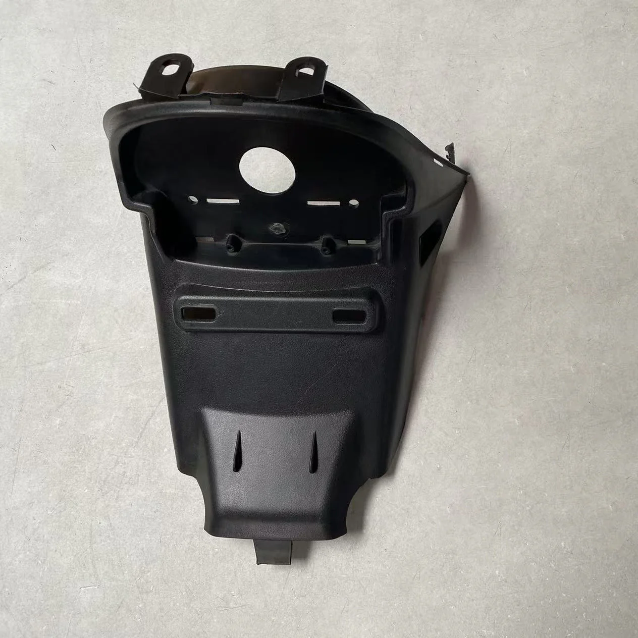 Rear Fender-U